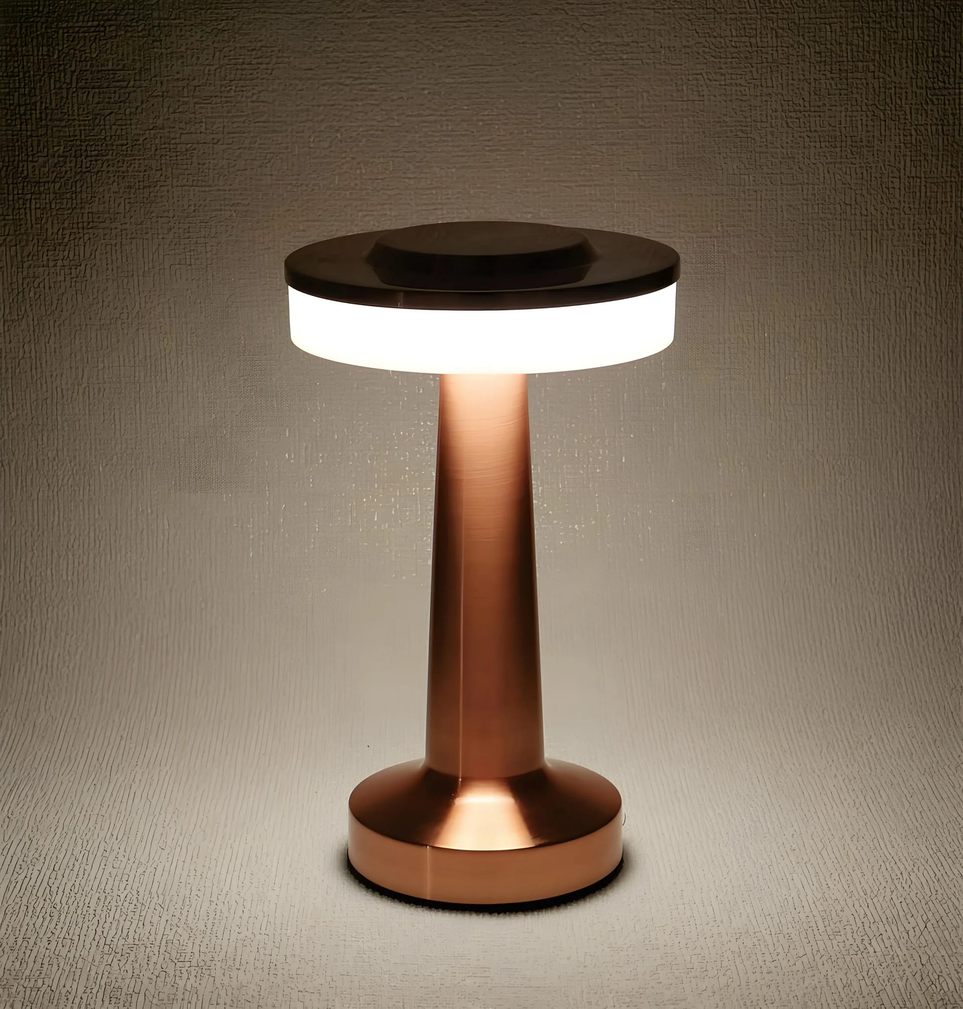 Single-Sided Aluminum Clad PCB (MCPCB) Application in LED Desk Lamp Thermal Management